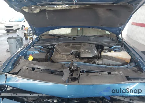 2020 Dodge Challenger Sxt z USA, uszkodzony, nr VIN 2C3CDZAG6LH210656